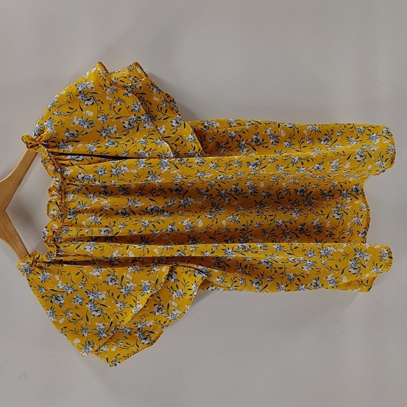 Pleione Nordstrom Pullover Blouse  Yellow Blue Floral Suze Medium Flutter Sleeve - Picture 7 of 7
